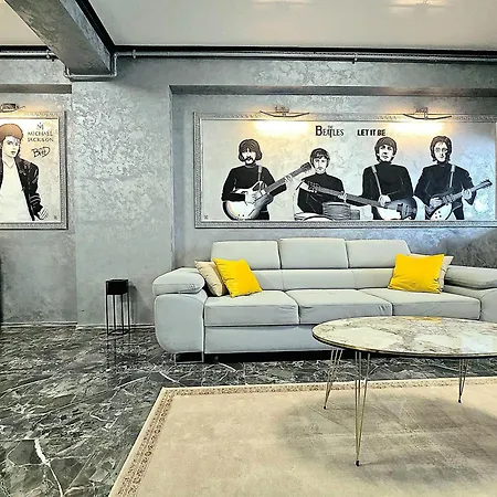 Cozy Lägenhet Năvodari